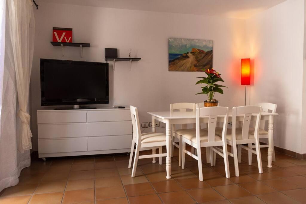 Appartement Duplex In Quiet Zone, Next To Sea, Fast Wifi à El Médano Extérieur photo